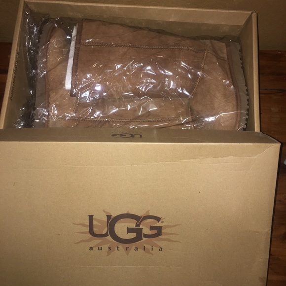 Kids Tall chestnut UGG boots - Picture 6 of 8